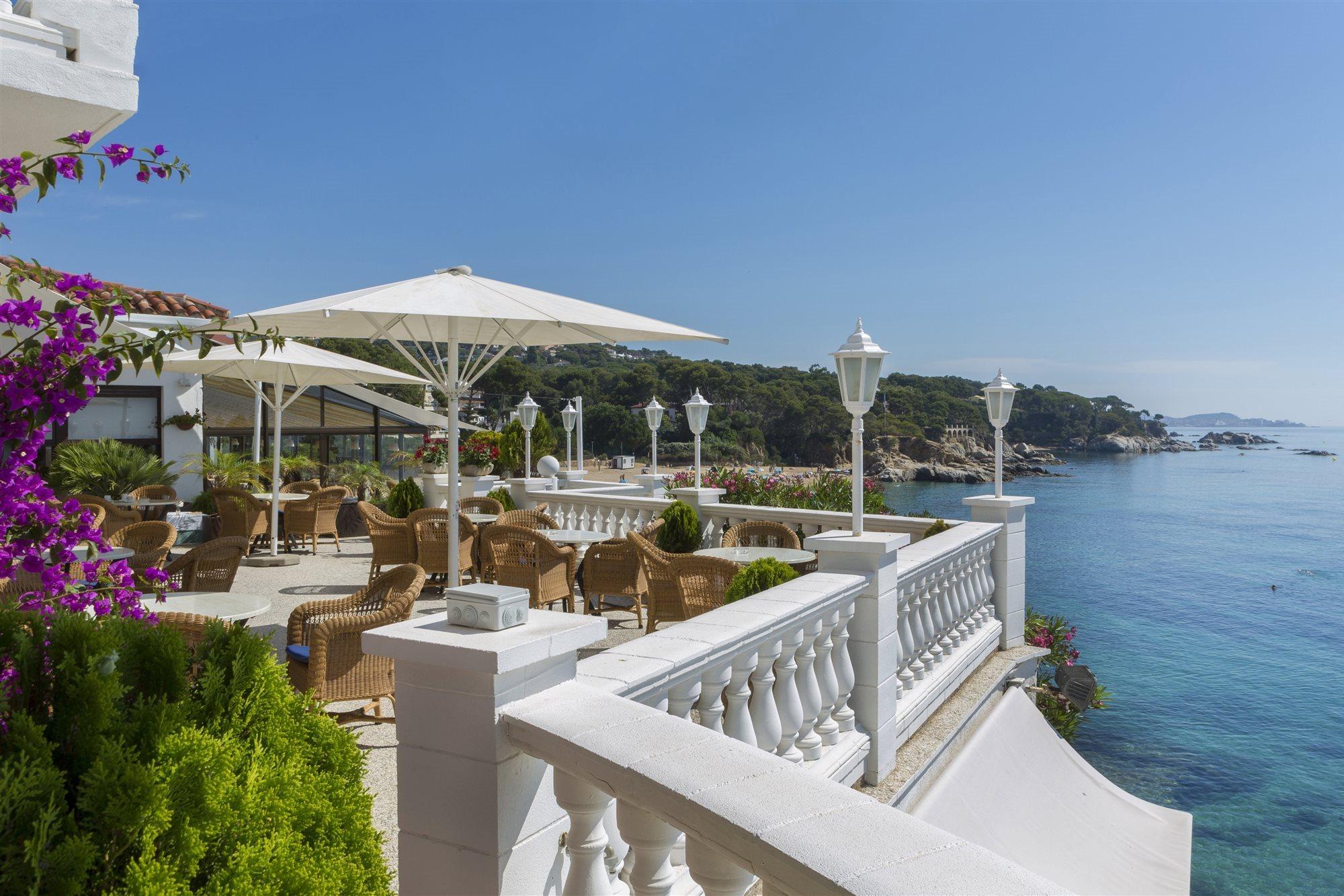 Hotel Costa Brava Guadalajara Dış mekan fotoğraf