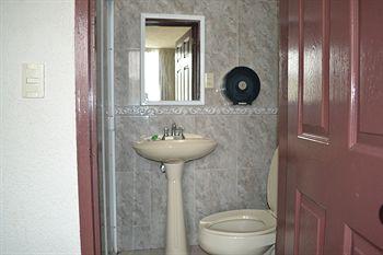 Hotel Costa Brava Guadalajara Dış mekan fotoğraf